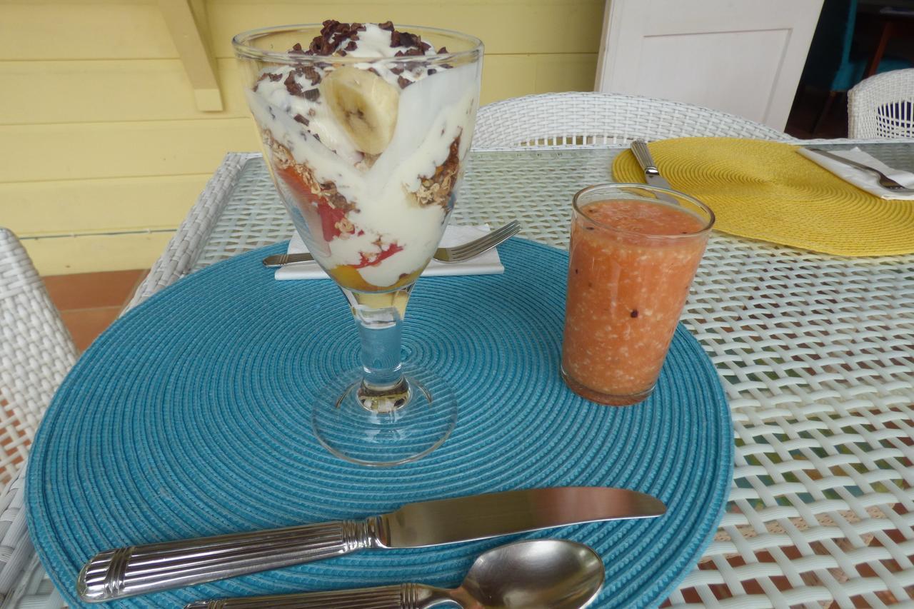 Sand Dollar Beach Bed & Breakfast 보카스 타운 외부 사진